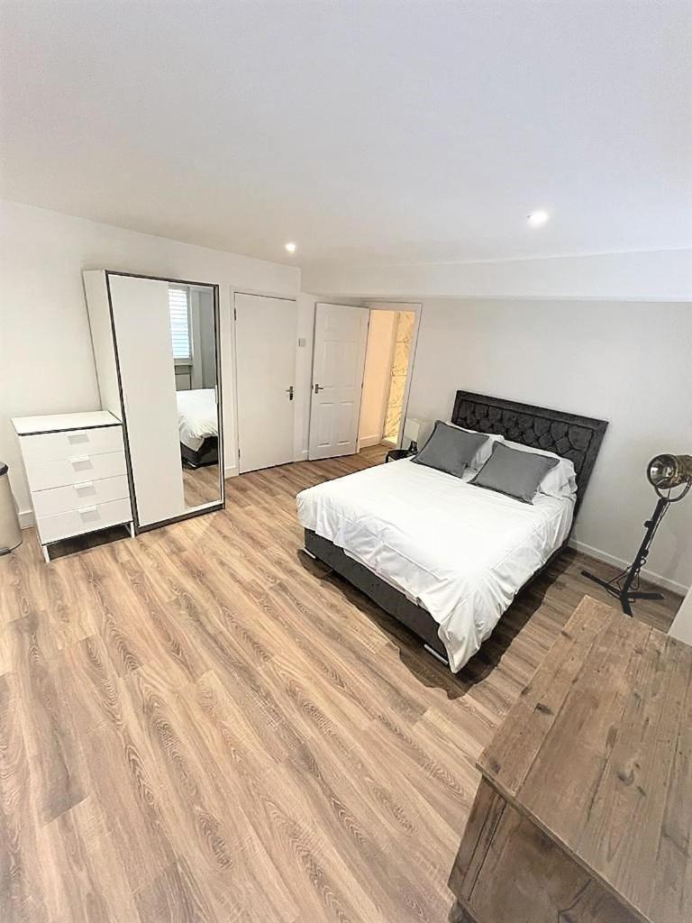 Goodge Street Apartments London Kültér fotó